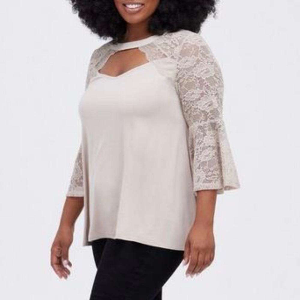 Torrid Super Soft Beige Gray Lace Bell‎ Sleeve Choker Neck Cutout Top 3X